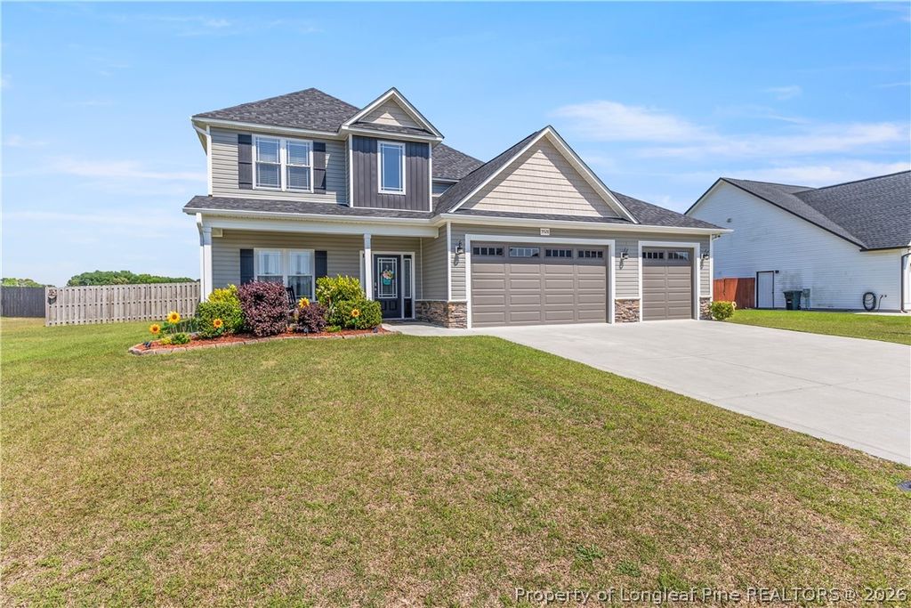 Photo of 5528 Mountain Run Drive, Hope Mills, NC 28348 (MLS # 761999)