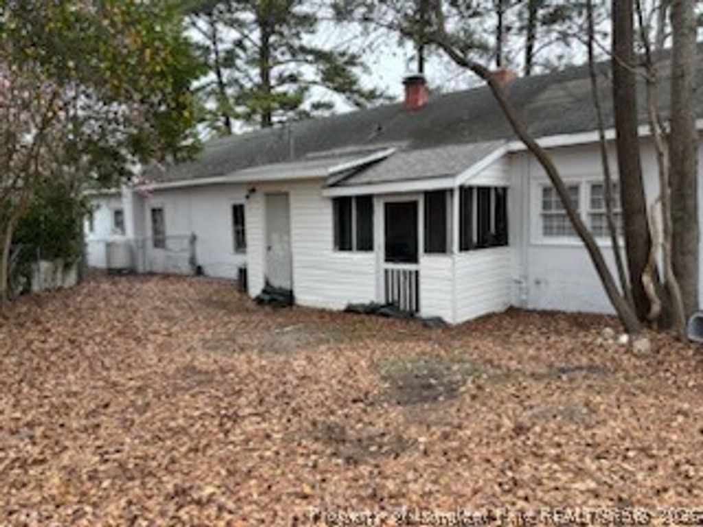 Photo of 2103 MCMILLAN Avenue, Lumberton, NC 28358 (MLS # 758587)
