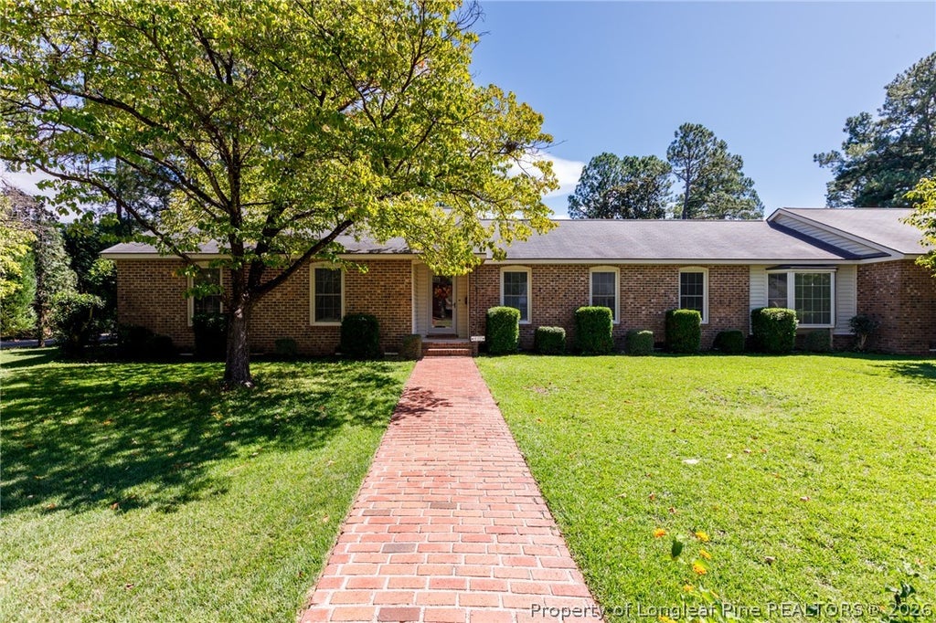 Photo of 417 Wayberry Drive, Fayetteville, NC 28303 (MLS # 769894)