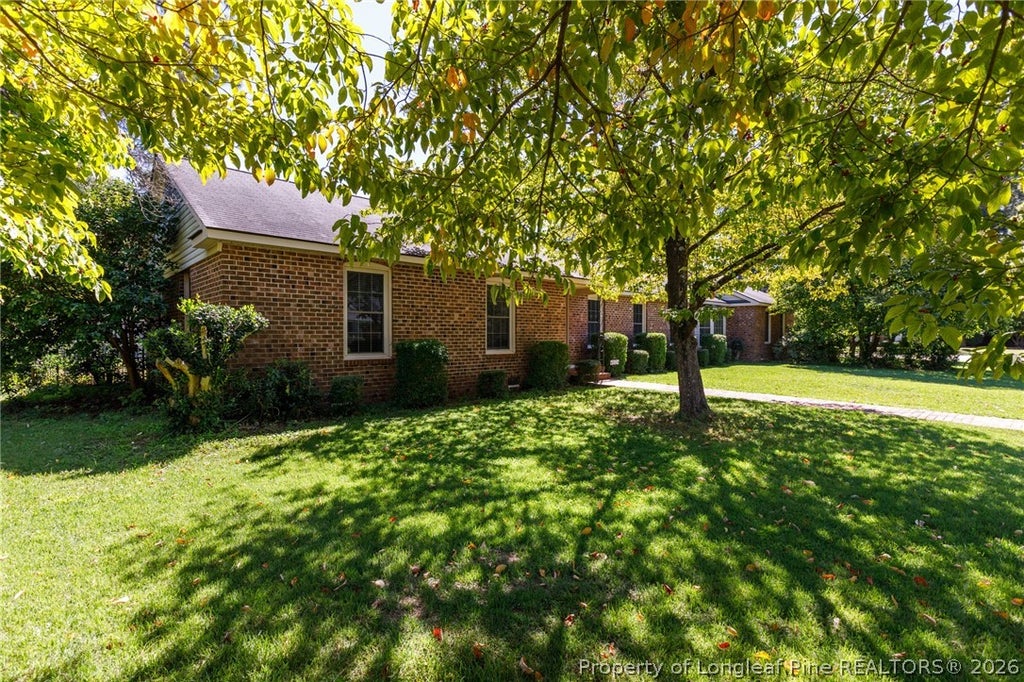 Photo of 417 Wayberry Drive, Fayetteville, NC 28303 (MLS # 769894)