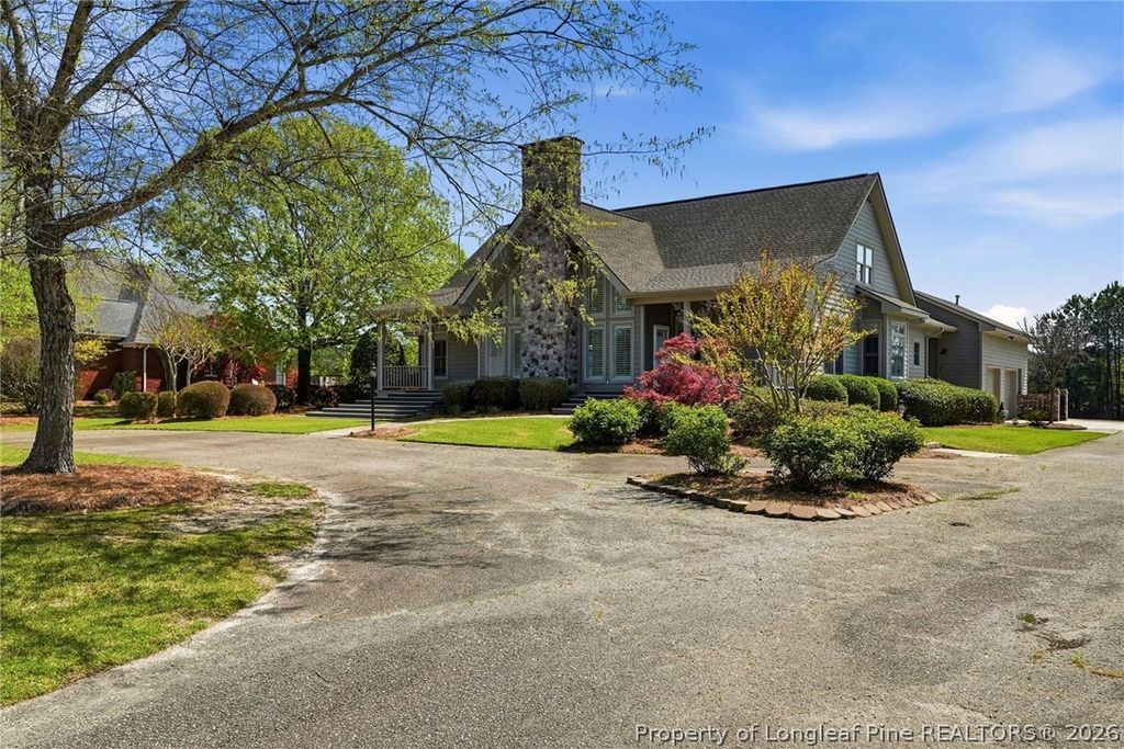 Photo of 1302 Oakridge Boulevard, Lumberton, NC 28358 (MLS # 759792)