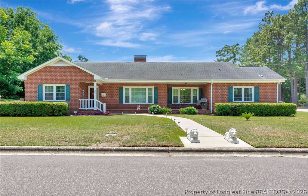 Photo of 507 W 23rd Street, Lumberton, NC 28358 (MLS # 764309)