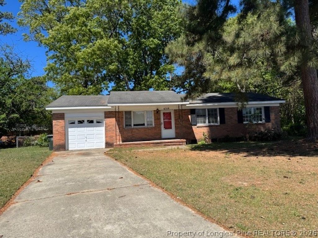 Photo of 6319 Lynette Circle, Fayetteville, NC 28314 (MLS # 760476)