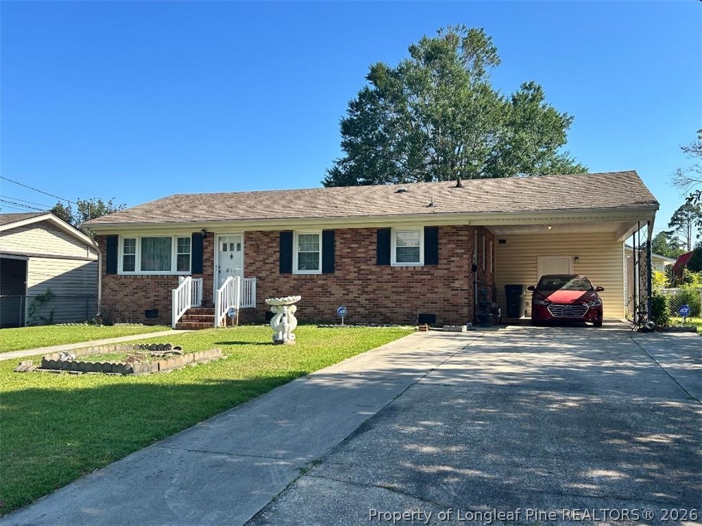 Photo 1 of 9 — 511 E 18 Street E, Lumberton, NC 28358