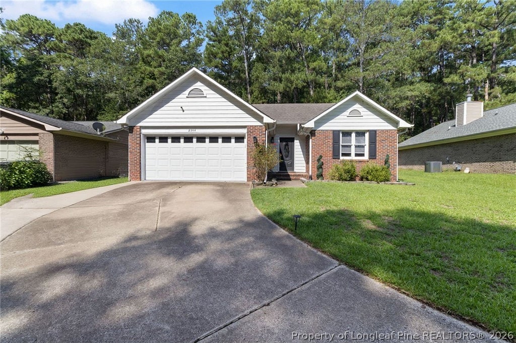Photo of 2344 Spindle Tree Drive, Fayetteville, NC 28304 (MLS # 767924)