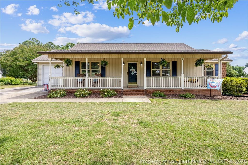 Photo of 2204 Dunbar Drive, Sanford, NC 27332 (MLS # 764165)