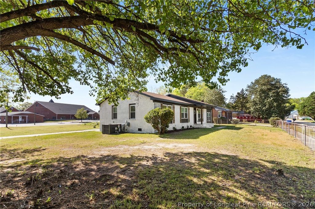 Photo of 501 Mann Street, Fayetteville, NC 28301 (MLS # 760179)