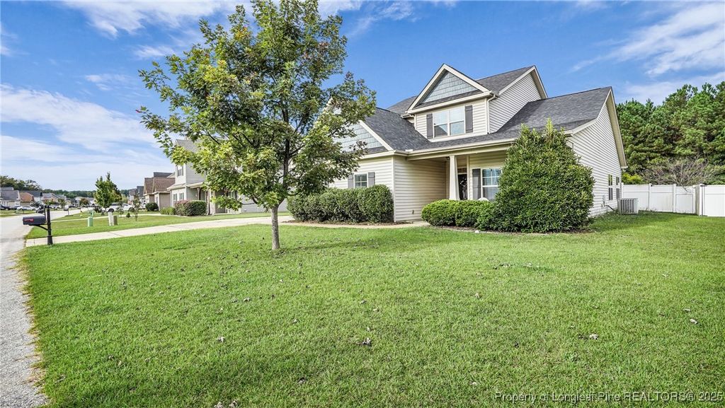 Photo of 733 Saint Johns Loop, Raeford, NC 28376 (MLS # 751558)