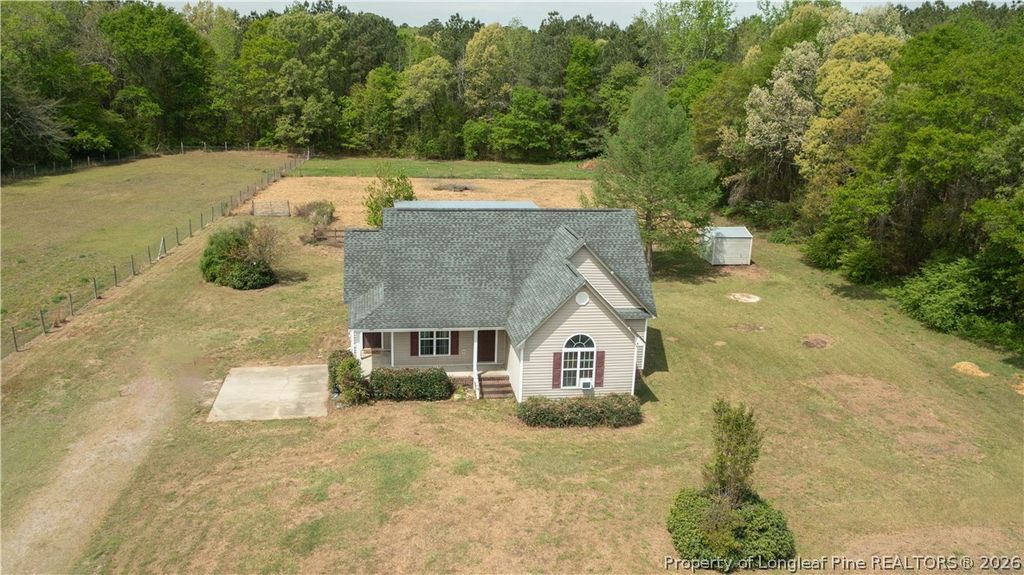 Photo of 6758 Parkton Road, Parkton, NC 28371 (MLS # 760412)