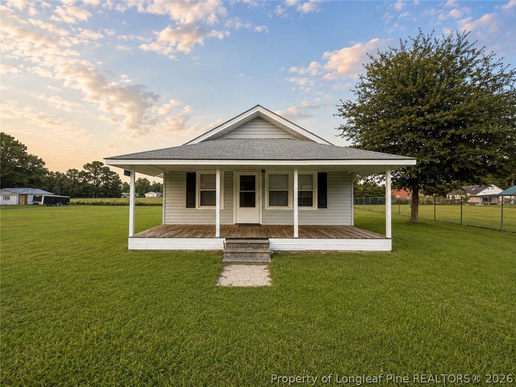 Photo of 409 Franklin Avenue, Lumberton, NC 28358 (MLS # 766922)