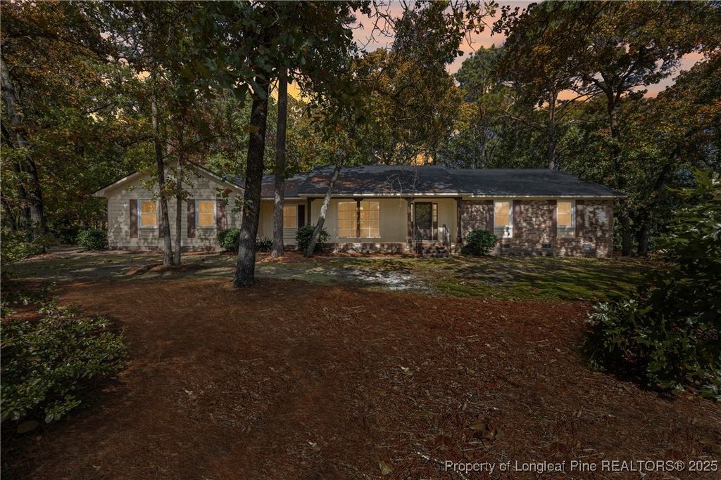 Photo of 2909 Wessex Court, Fayetteville, NC 28306 (MLS # 752618)