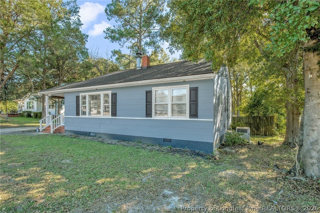Photo of 212 Eastwood Avenue, Fayetteville, NC 28301 (MLS # 771166)
