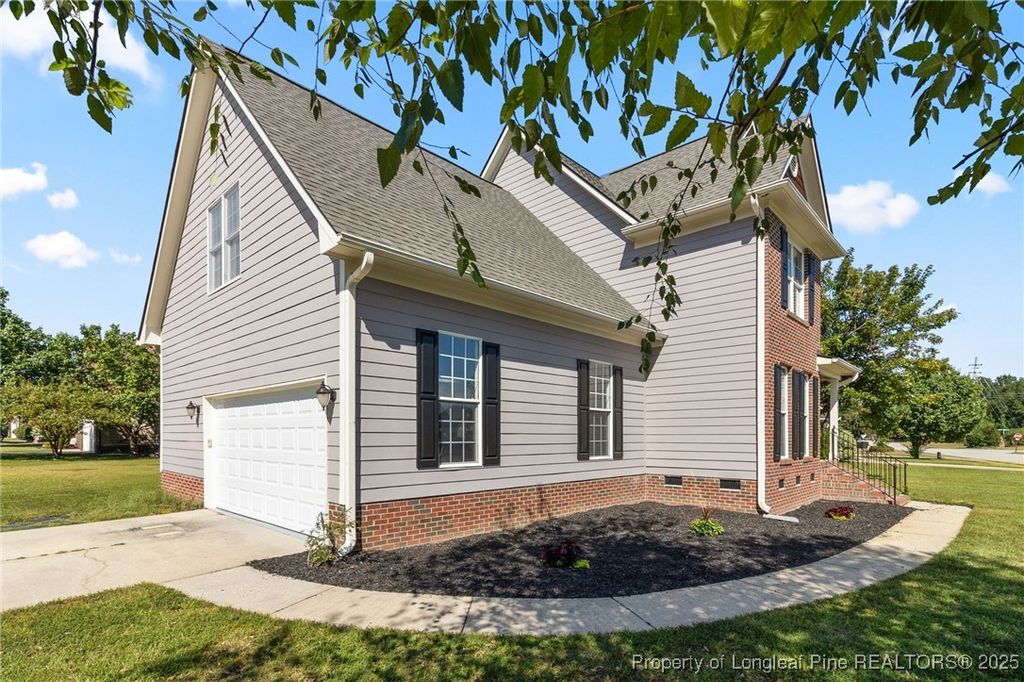 Photo of 5612 Edwin Deaver Drive, Hope Mills, NC 28348 (MLS # 750109)