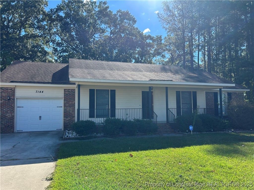 Photo of 7144 Beaver Run Drive Dr, Fayetteville, NC 28314 (MLS # 751871)