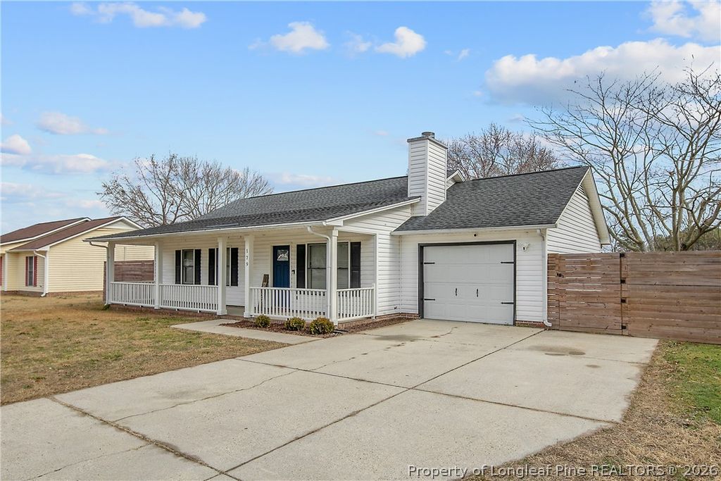 Photo of 179 Eulon Loop, Raeford, NC 28376 (MLS # 757069)