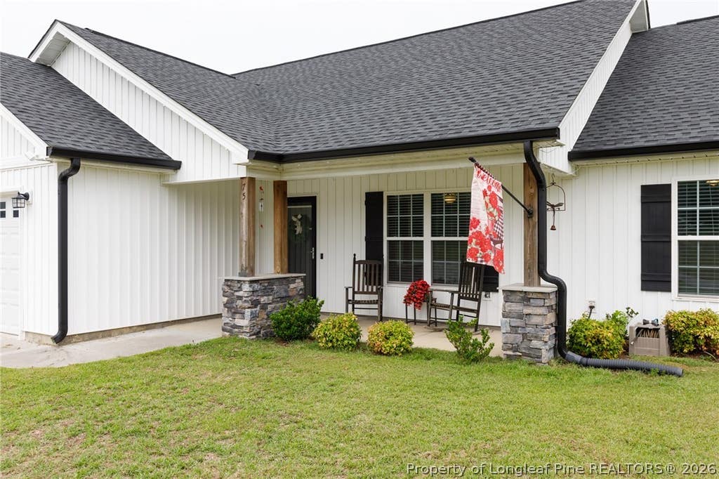 Photo of 75 VESPER Lane, Parkton, NC 28371 (MLS # 766903)
