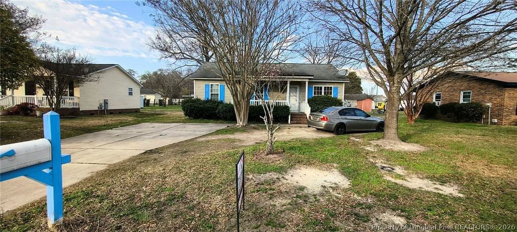 Photo of 409 Simmons Street, Fayetteville, NC 28301 (MLS # 758500)