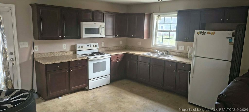 Photo of 409 Simmons Street, Fayetteville, NC 28301 (MLS # 758500)