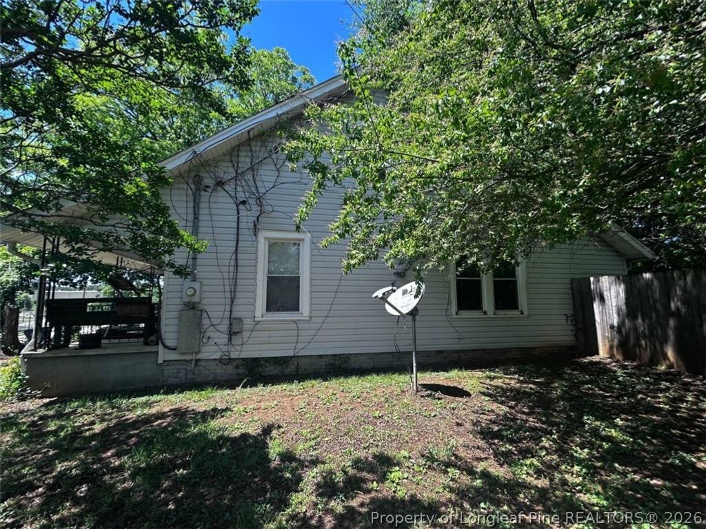 Photo of 207 W 9th Avenue, Lexington, NC 27292 (MLS # 762709)