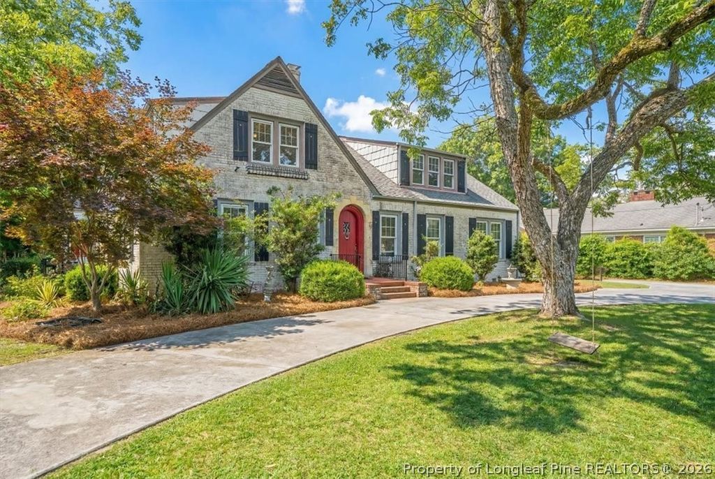 Photo of 1802 N Elm Street, Lumberton, NC 28358 (MLS # 764806)