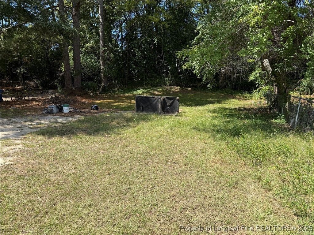 Photo of 918 Rochester Drive, Fayetteville, NC 28305 (MLS # 752415)