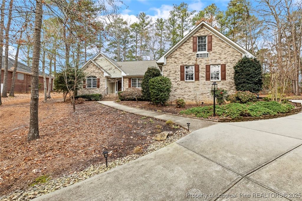 Photo of 577 Broadmoor Court, Sanford, NC 27332 (MLS # 754409)