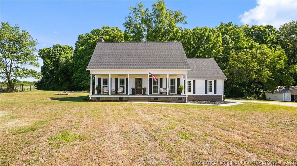 Photo of 2310 Lakewood Falls Road, Goldston, NC 27252 (MLS # 761154)