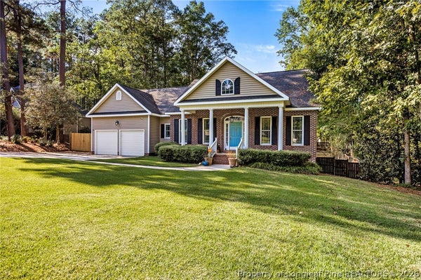 1108 WINTERLOCKEN DR, SANFORD, NC 27330 - Image 2b8c22456c3b8efd98d03eec980be0ac/3183918719