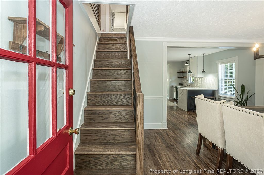 Photo of 214 Pinecrest Drive, Fayetteville, NC 28305 (MLS # 762136)