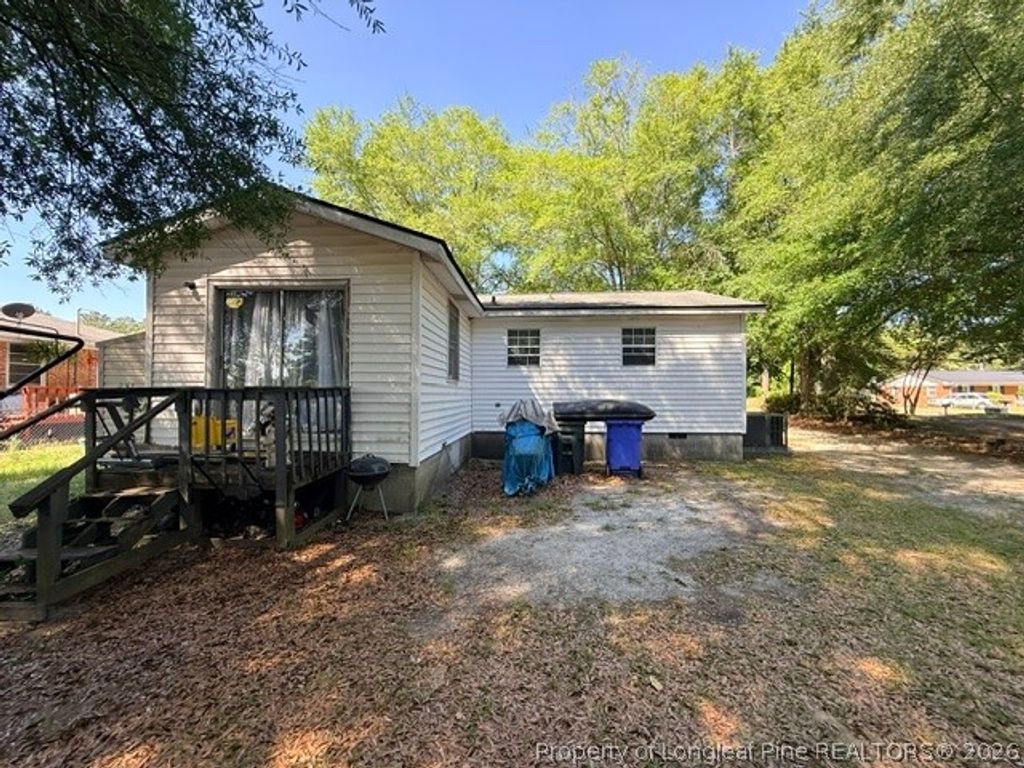 Photo of 816 Commerce Street, Fayetteville, NC 28305 (MLS # 764424)