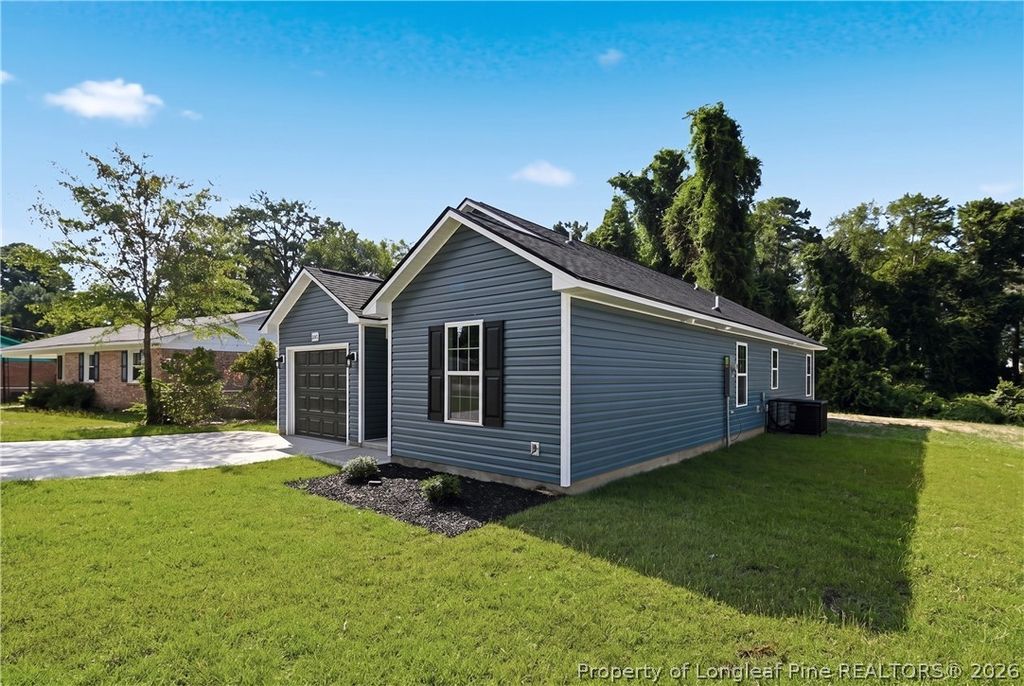 Photo of 2629 Dumbarton Road, Fayetteville, NC 28306 (MLS # 765236)
