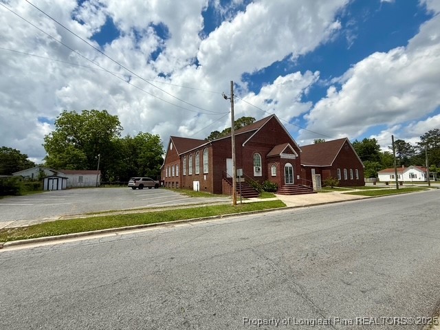 700-704 N East Street