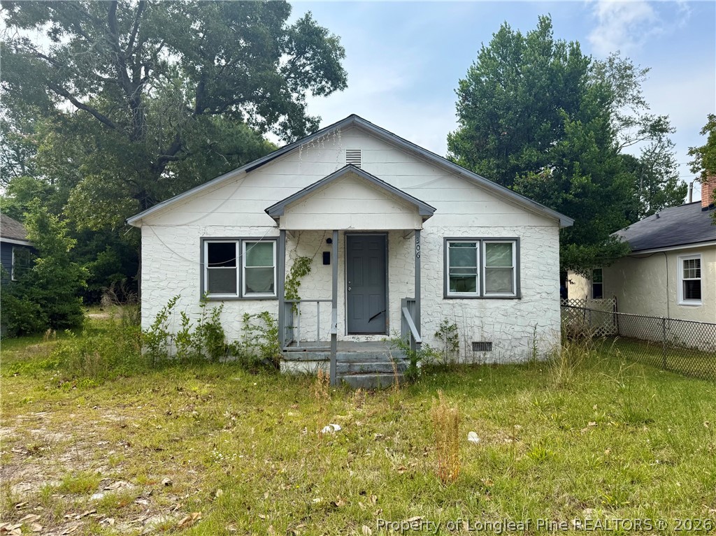 Photo 1 of 7 — 306 Wilson Avenue, Spring Lake, NC 28390