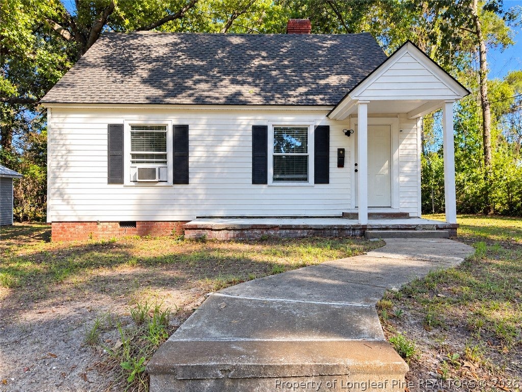 Photo of 1049 Winslow Street, Fayetteville, NC 28306 (MLS # 770553)