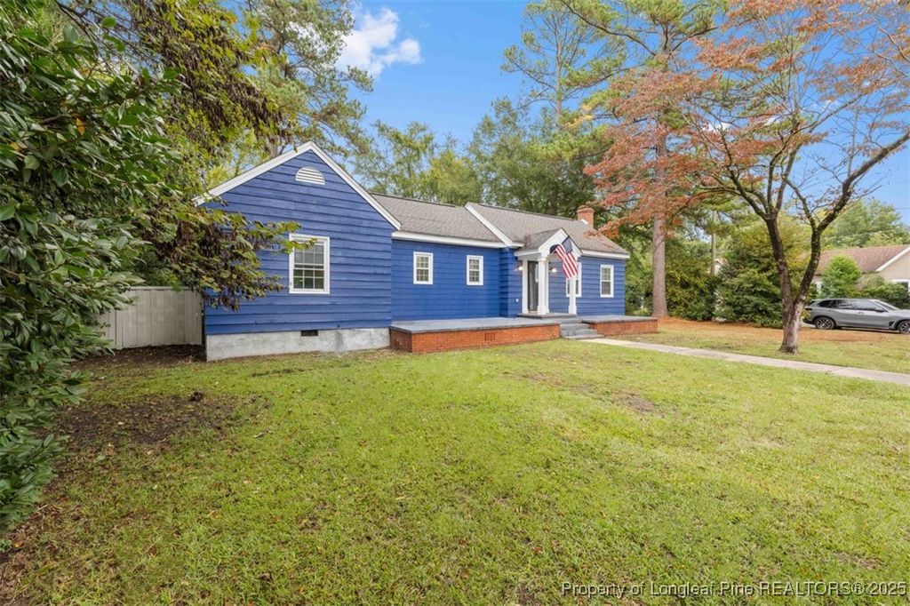 Photo of 67 W 3rd Street, Parkton, NC 28371 (MLS # 751820)