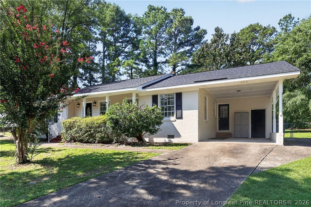 Photo of 2817 Trentwood Court, Fayetteville, NC 28304 (MLS # 768938)