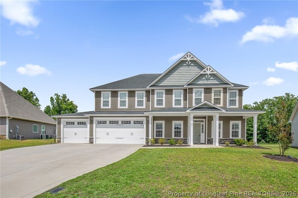 581 BRIDGEHAVEN DR, RAEFORD, NC 28376 - Image 2efb3c325b4dffc08bcec2c8e183b433/535667478
