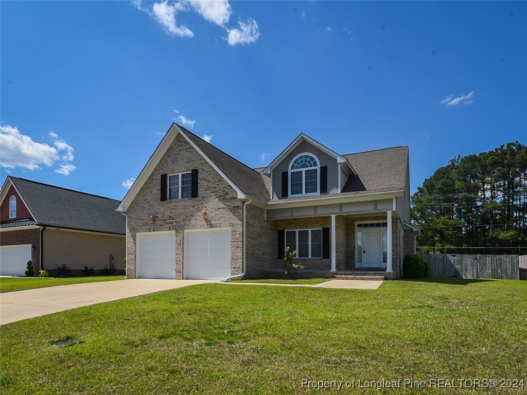 Photo of 5724 Gentleman Drive, Hope Mills, NC 28348 (MLS # 736514)