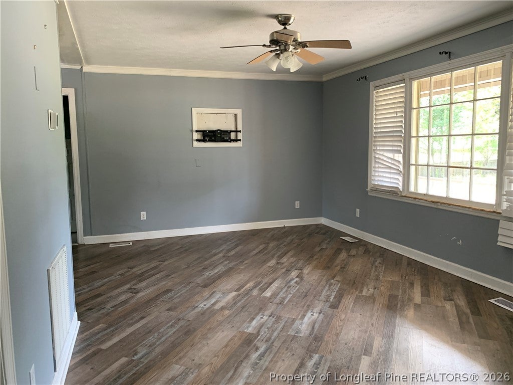 Photo of 602 5th Street, Bladenboro, NC 28320 (MLS # 770462)