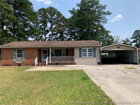 Photo of 602 5th Street, Bladenboro, NC 28320 (MLS # 770462)