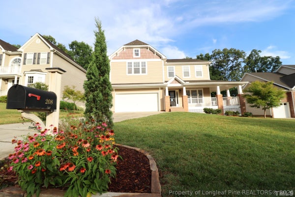 208 CHIEFTAIN DR, HOLLY SPRINGS, NC 27540 - Image 2fc4d64a39053f11353dd4d5e887df45/1043033404