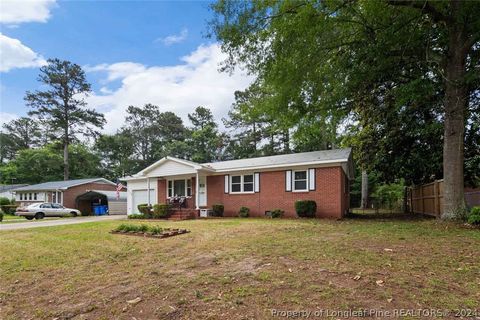 Single Family Residence in Fayetteville NC 5879 Columbine Road 3.jpg