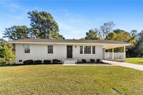 1612 Crescent Drive Spring Lake NC 28390