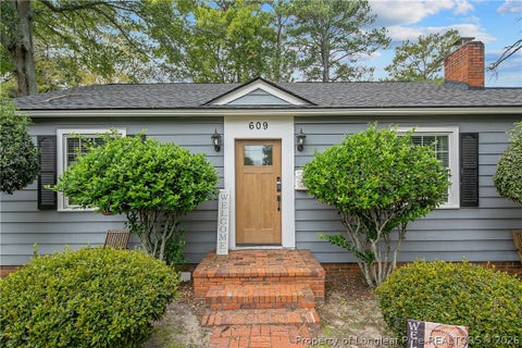 Tiny photo for 609 Pearl Street, Fayetteville, NC 28303 (MLS # 769445)