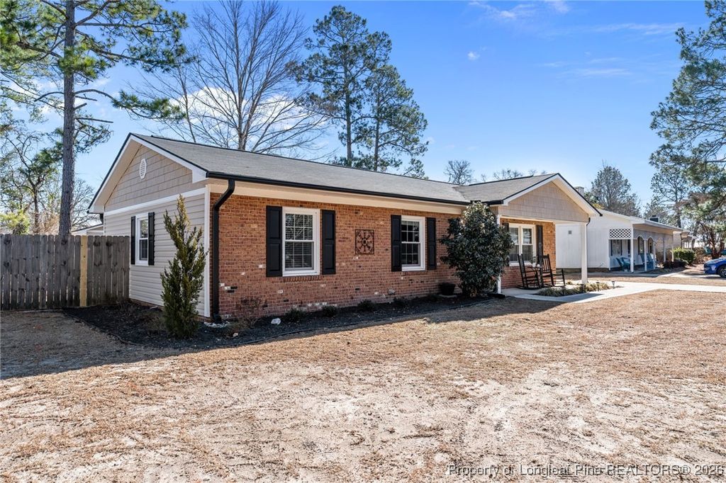 Photo of 3705 Persimmon Road, Hope Mills, NC 28348 (MLS # 756560)