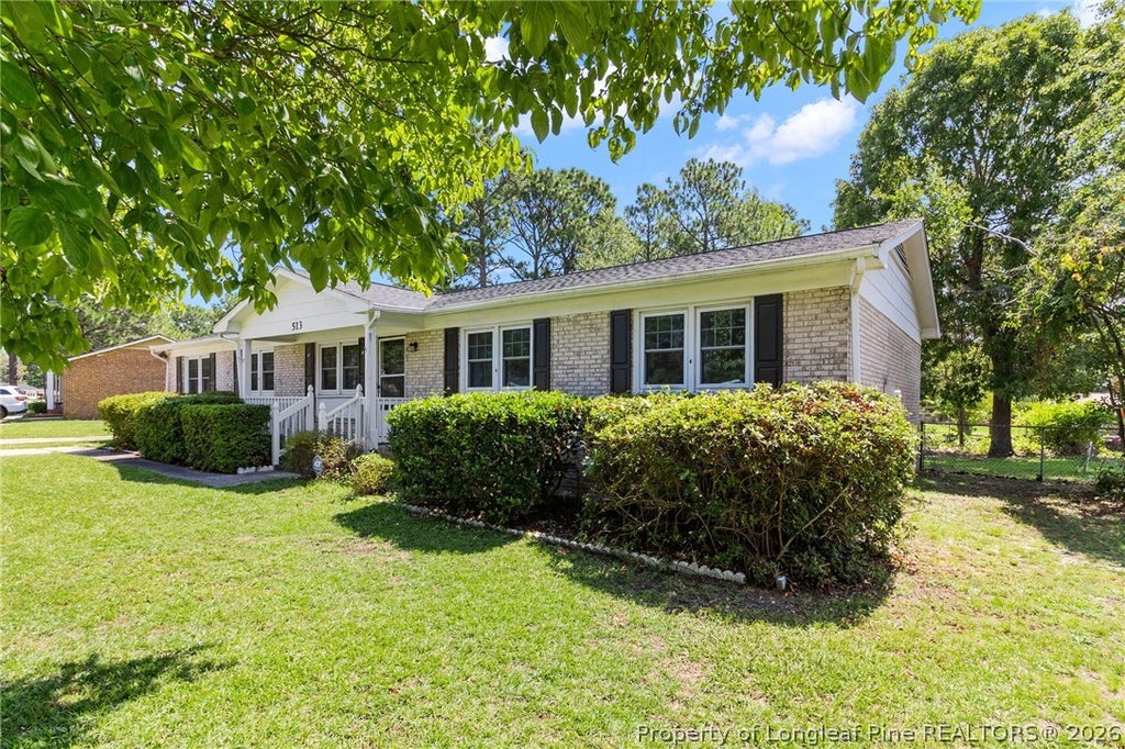 Photo of 513 Platinum Street, Fayetteville, NC 28311 (MLS # 768396)