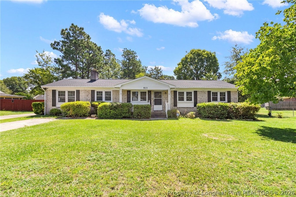 Photo of 513 Platinum Street, Fayetteville, NC 28311 (MLS # 768396)