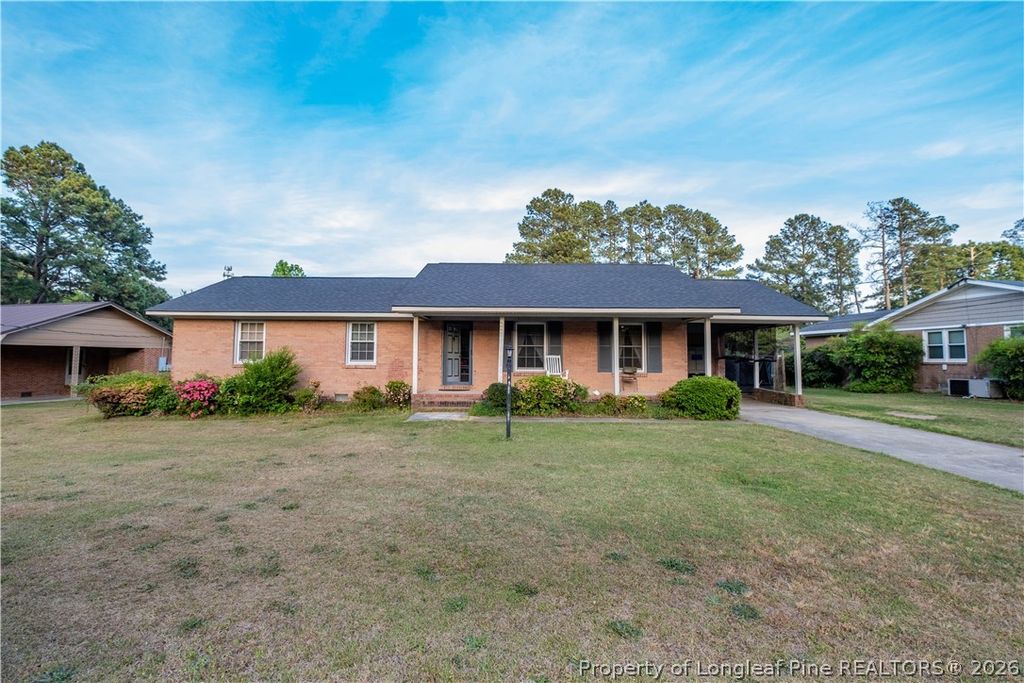 Photo of 518 College Drive, Raeford, NC 28376 (MLS # 760920)