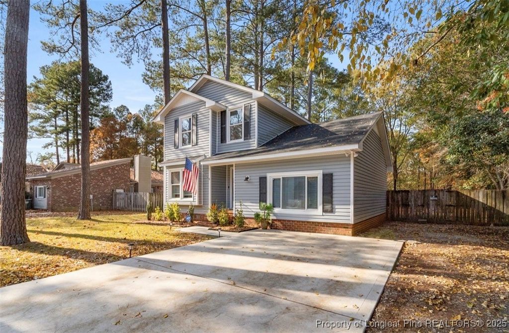 Photo of 724 Glen Reilly Drive, Fayetteville, NC 28314 (MLS # 753722)
