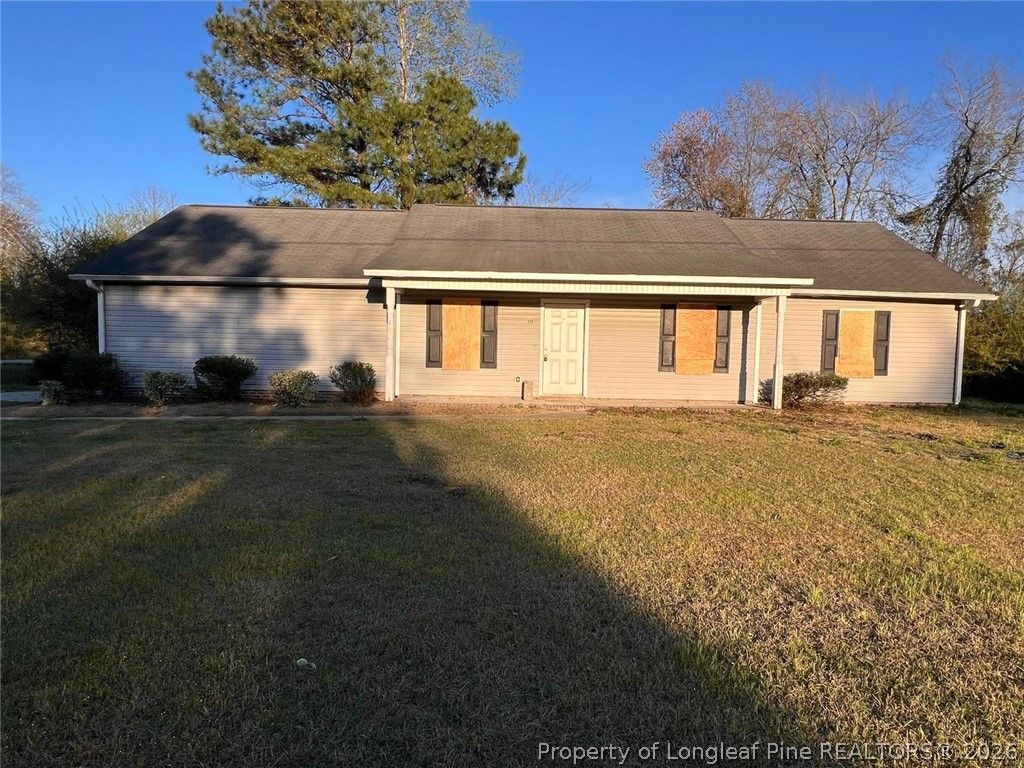 Photo of 128 Copper Creek Drive, Raeford, NC 28376 (MLS # 762064)
